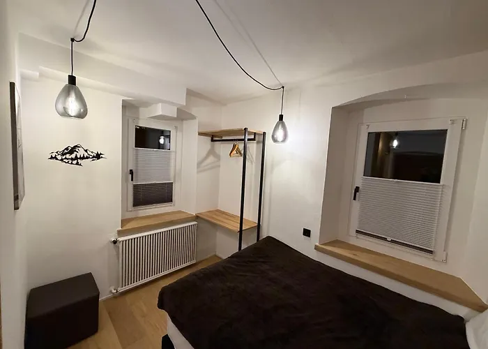 Kitzbuehel Alpine Apartments - City Center Apartment *